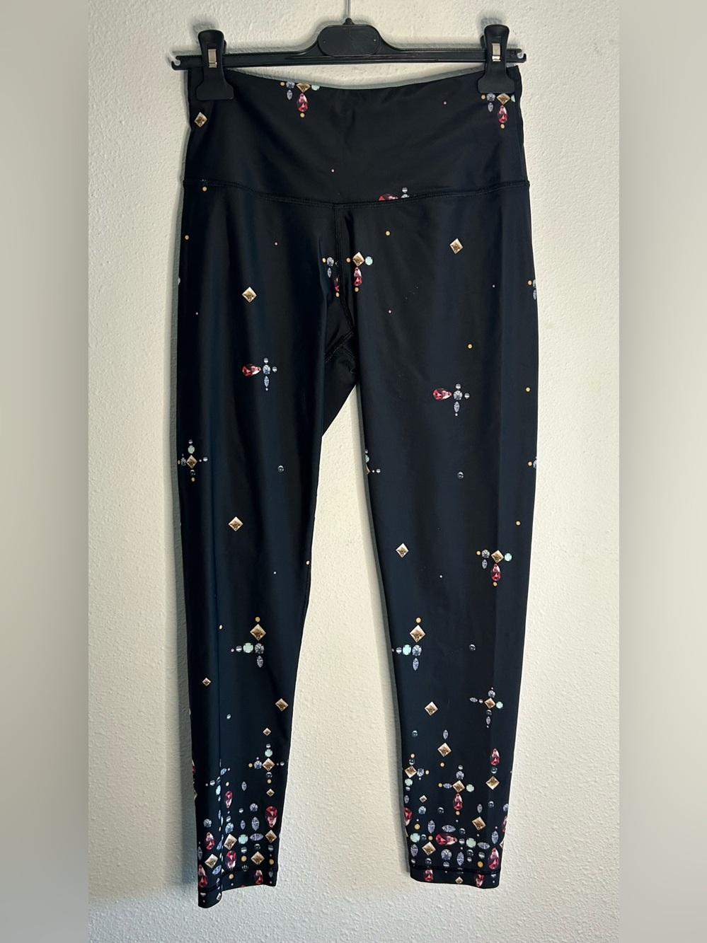 Victoria Sport Black Jewel-Print High-Waist Leggings